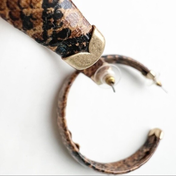 Faux Snakeskin Covered Hoop Earrings Oversized Lightweight - Picture 8 of 10